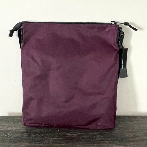 *NWT* Tahari Hobo Handbag - Picture 2 of 5